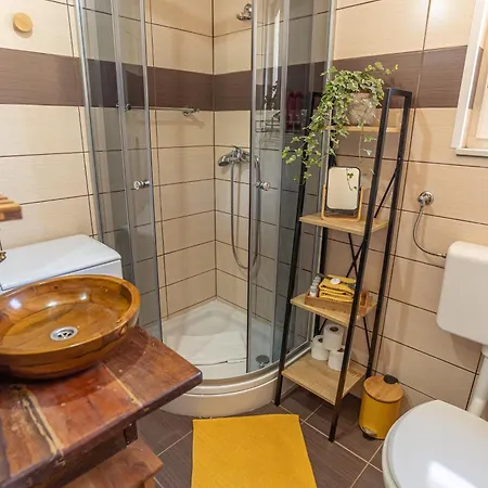 Apartment Kuca Za Odmor Cvitka *
