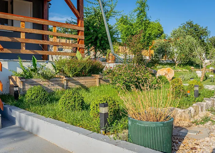 아파트 Kuca Za Odmor Cvitka *